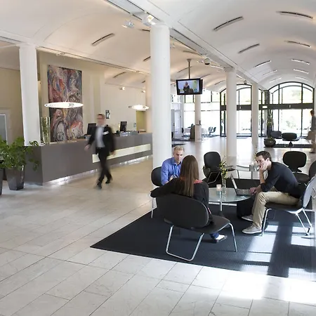 卡姆维尔克尔丁酒店 4* 科灵